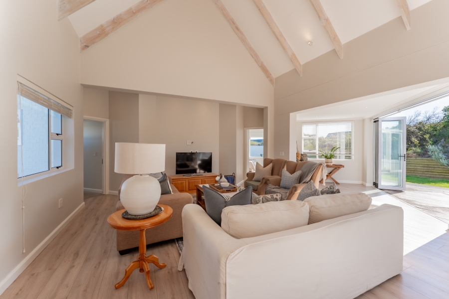 4 Bedroom Property for Sale in St Francis Links Eastern Cape